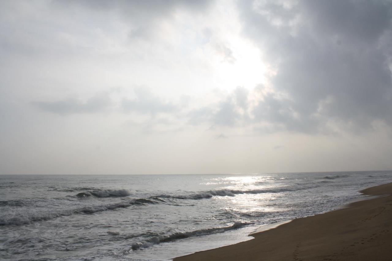 Kunam Beach Rest Inn 바티칼로아 외부 사진