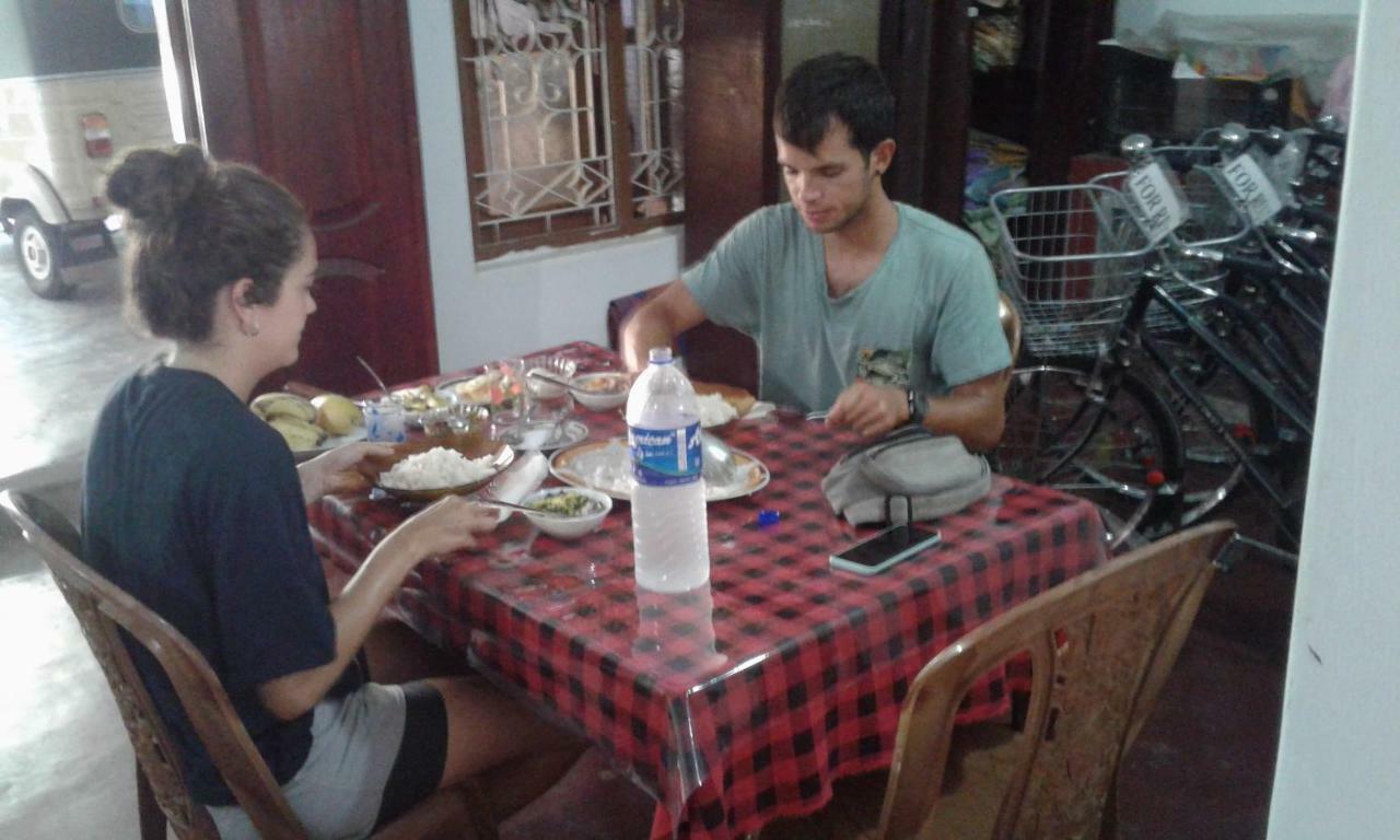 Kunam Beach Rest Inn 바티칼로아 외부 사진